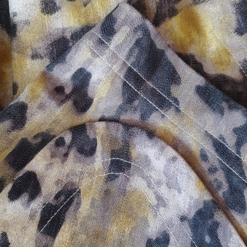 ⭐ Simon Chang Jacket - Picture 13 of 15